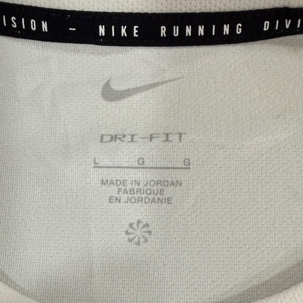 Nike White Dri-FIT Men's Short Sleeve Tee